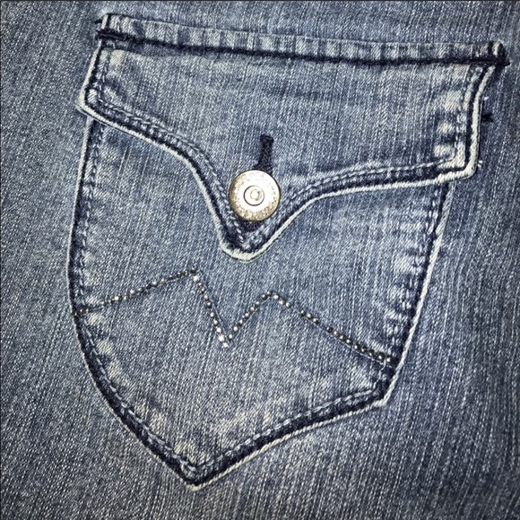 Awesome Cuffed Capris - Picture 2 of 6